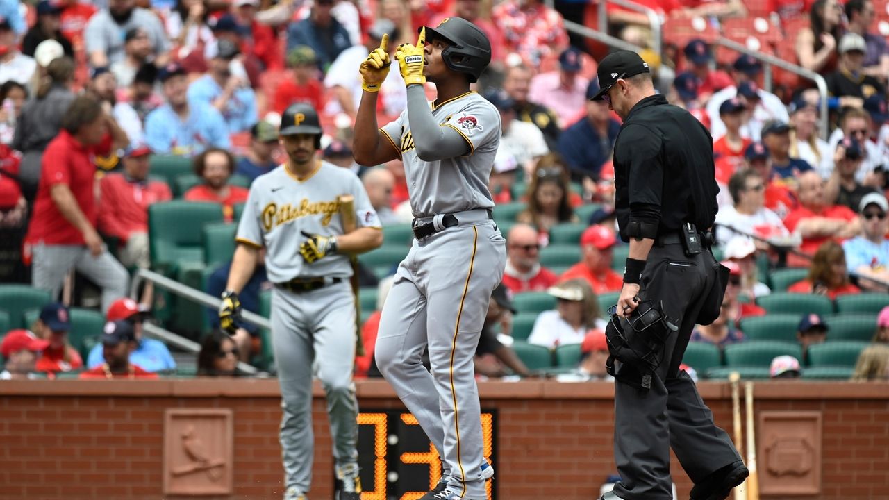 McCutchen homers in 10th to help Pirates beat Cardinals 6-3 - Newsday