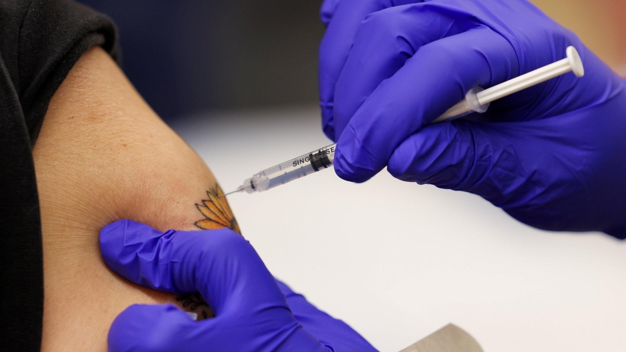 Anti-vaxxers loved to cite this study of COVID vaccine deaths. Now it's been retracted - Vimarsana News