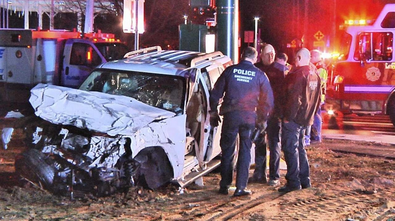 Police Woman charged with drunken driving in crash that closed Route