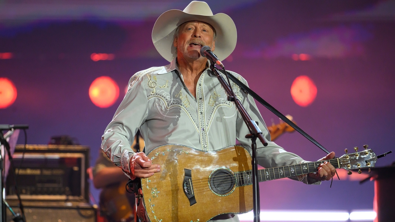 Inside country legend Alan Jackson's triumphant finale concert