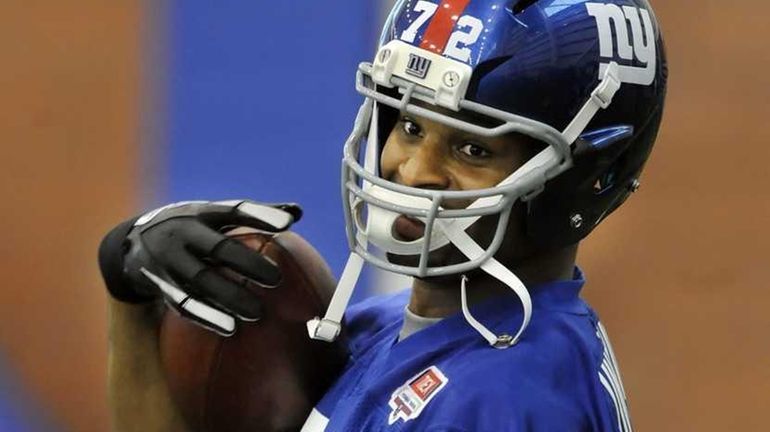 Osi Umenyiora will participate in New York Giants OTAs 