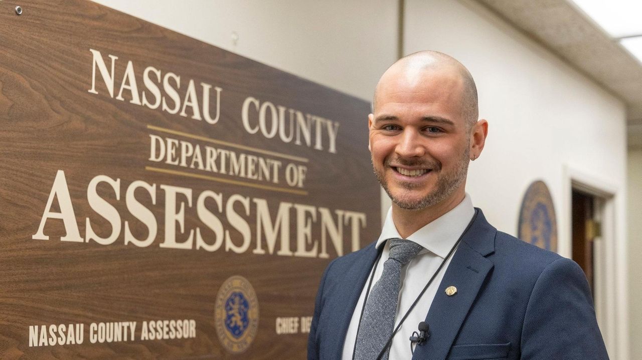 Blakeman promotes assistant Nassau assessor to acting assessor - Newsday