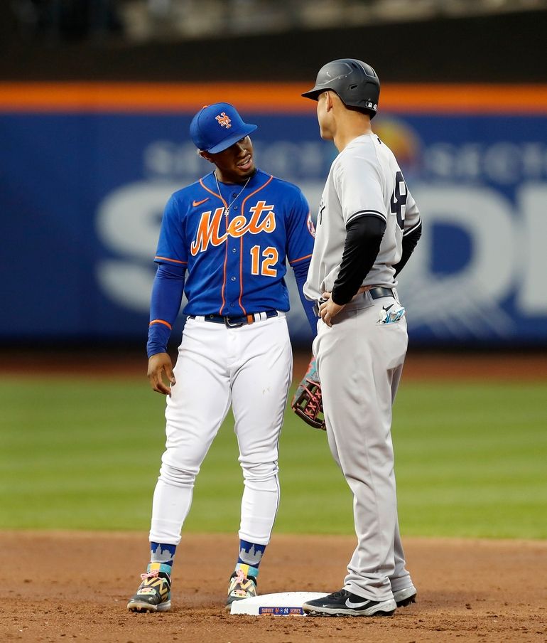 Mets look like a playoff team in Subway Series Game 1 rout of Yankees -  Newsday