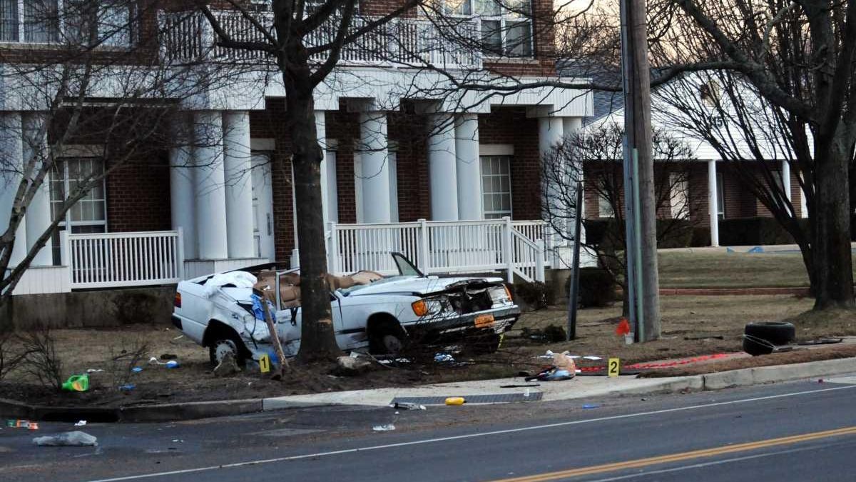 Mount Sinai man killed in Smithtown car crash Newsday