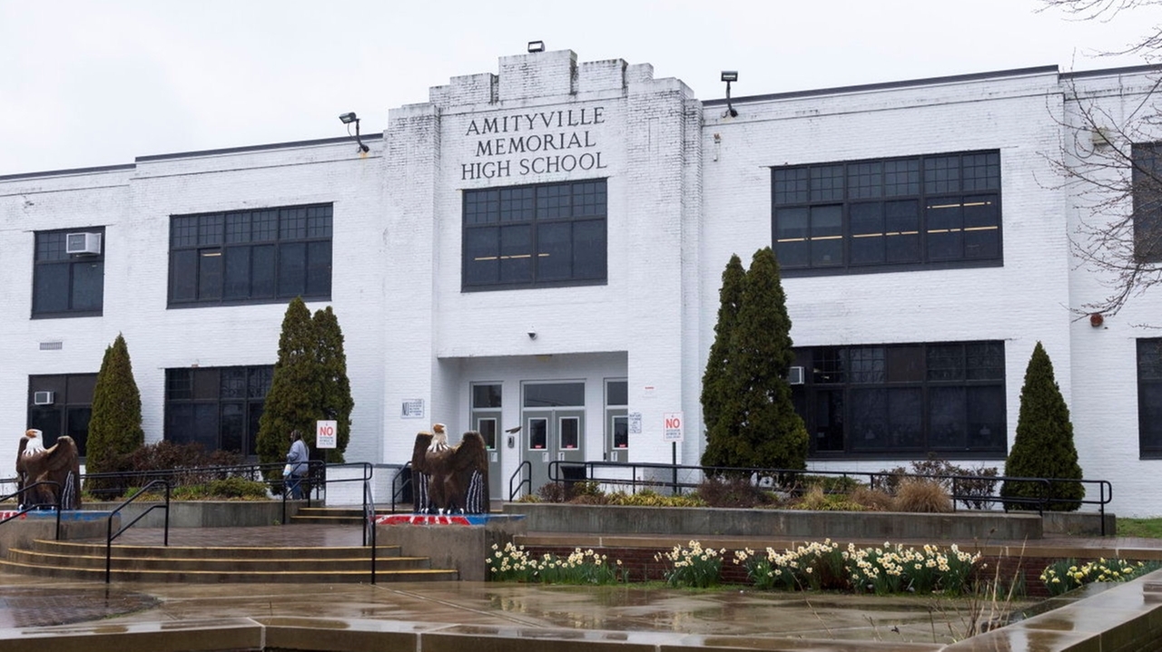 Amityville police investigating 'disturbing' allegations of AI, social media misuse by student