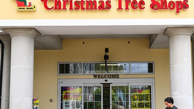 Christmas Tree Shops closing stores after bankruptcy filing - Newsday