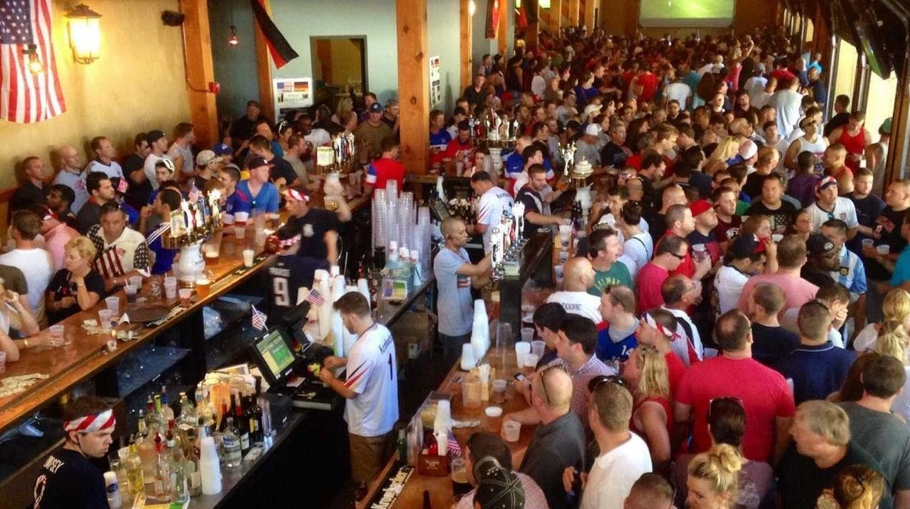 Long Island bars and restaurants where you can watch World Cup soccer