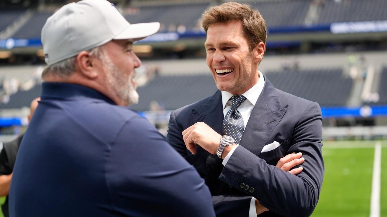 Tom Brady 'really excited' to see Aaron Rodgers with Jets this season(02)