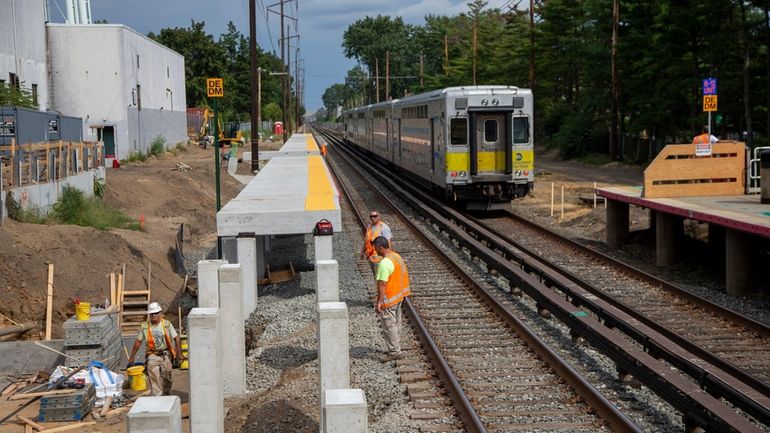 MTA: NIMBY mood hurts LIRR 3rd-track plan - Newsday