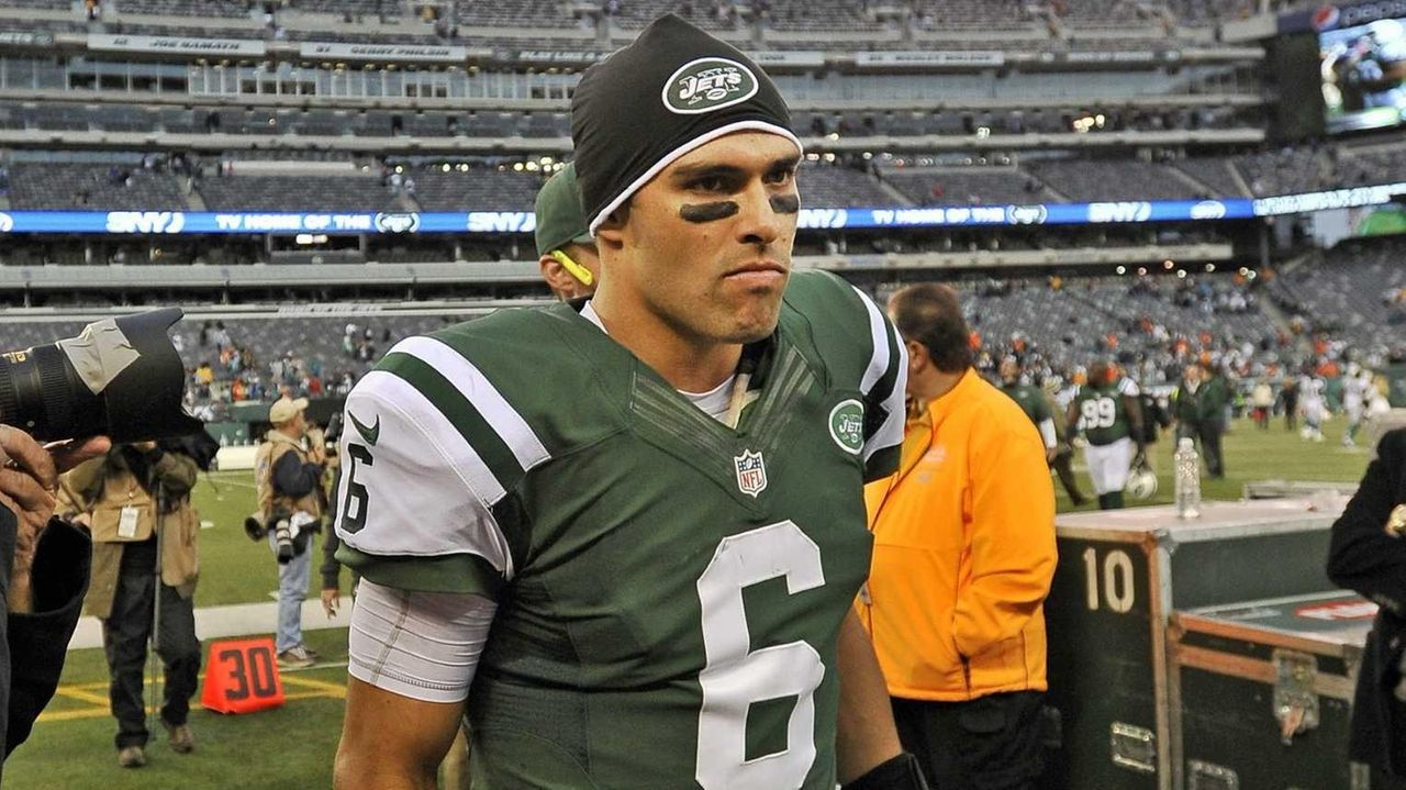 Mark Sanchez Favored to Start at QB for Jets