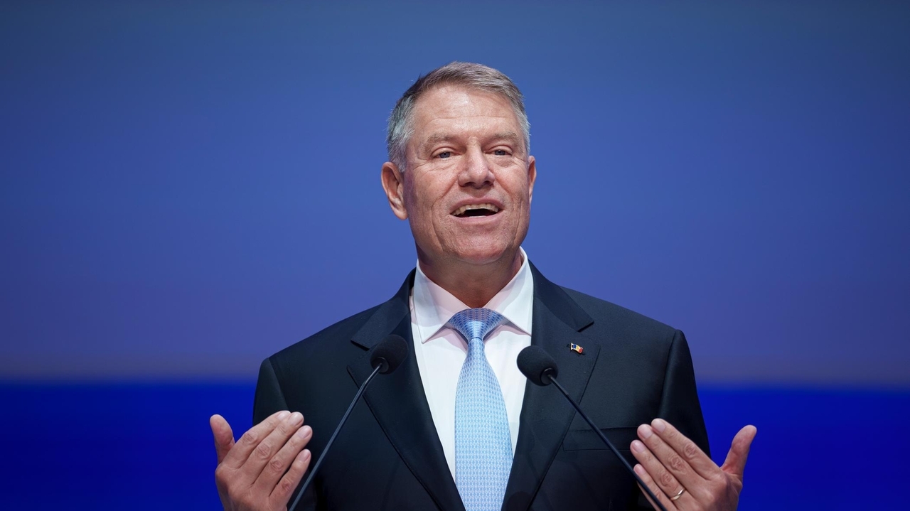 Romania's president announces his bid to become the NATO military alliance's next leader - Vimarsana News