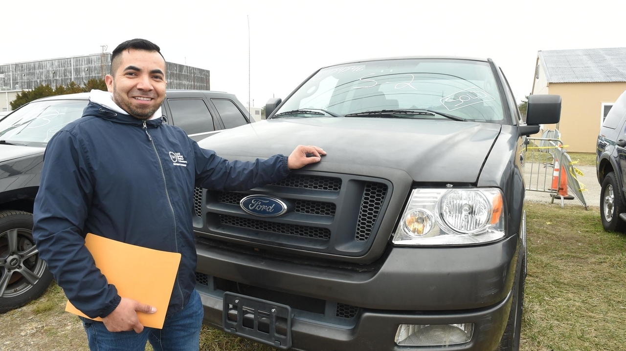 They've got the drive at Suffolk vehicle auction - Newsday