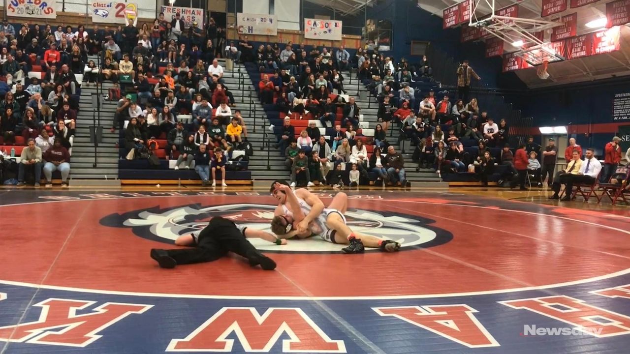 195 pounds Cold Spring Harbor’s Gagnon vs. Seaford’s O’Hagan Newsday