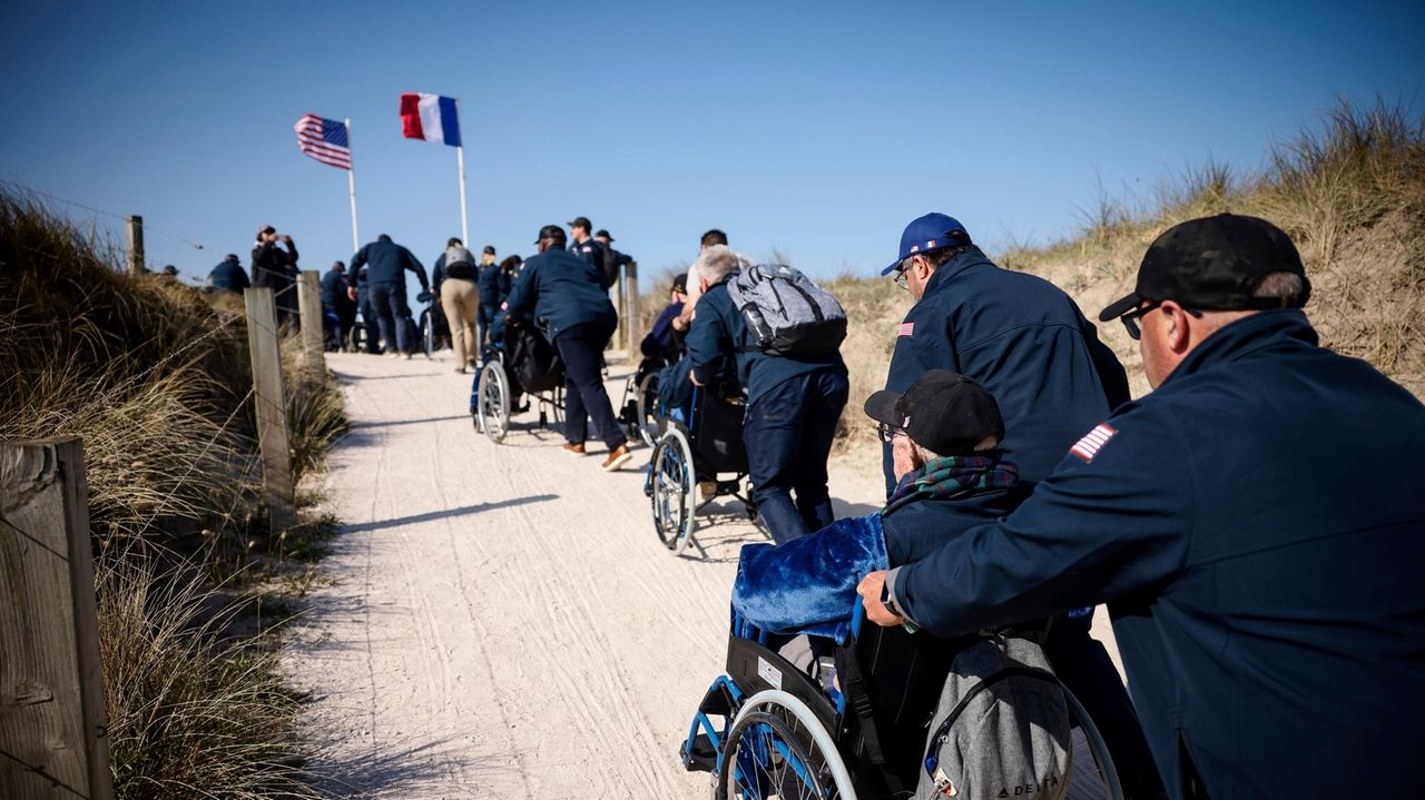 ‘It was tough’: WWII veterans return to Utah Beach to commemorate D-Day