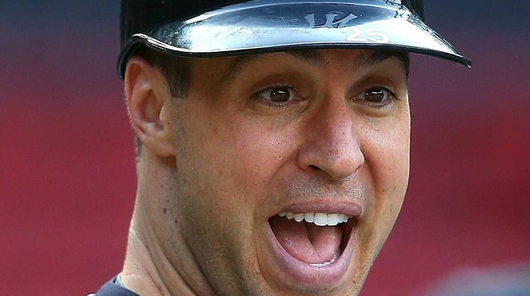 Mark Teixeira rests his sore wrist - Newsday