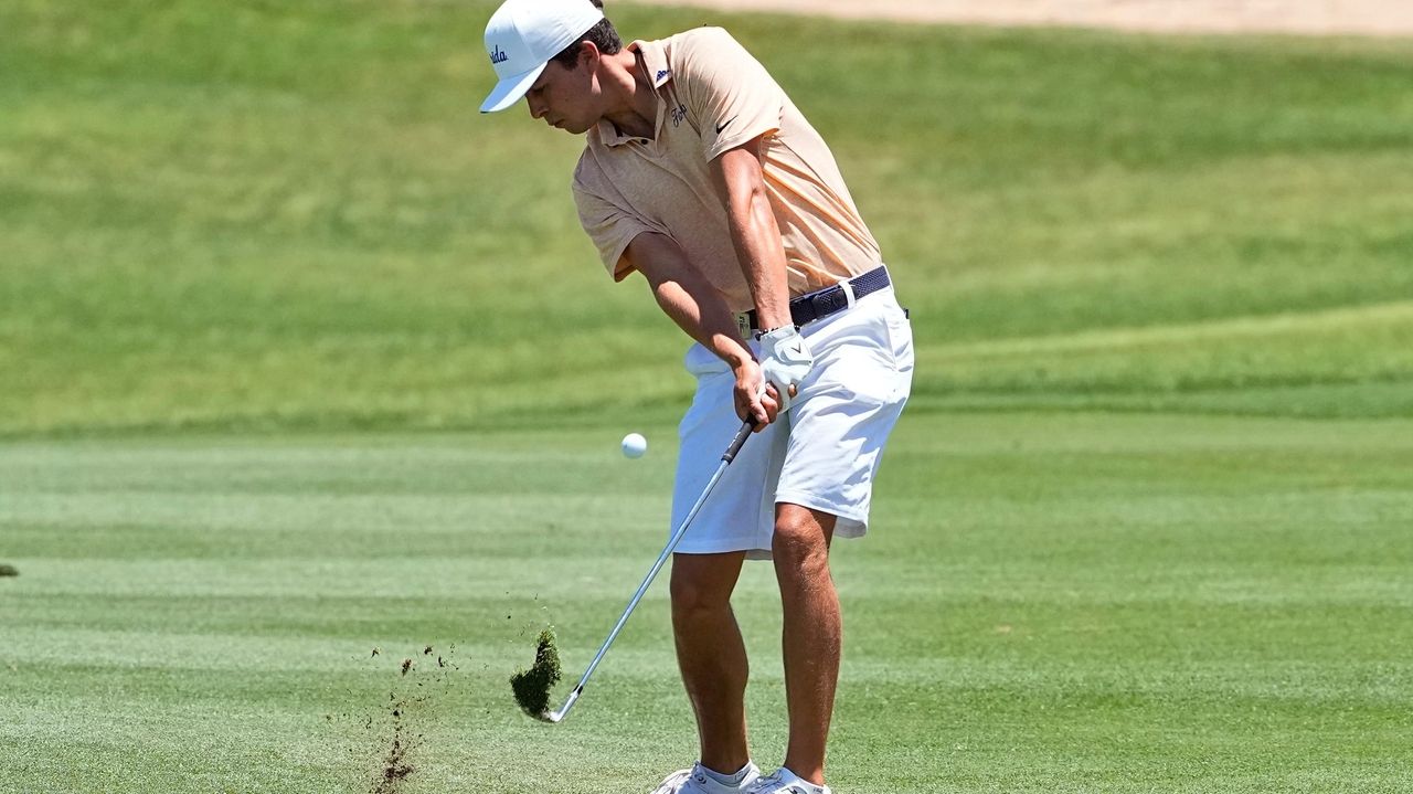 Florida’s Biondi shoots 67 to rally from 5-shot deficit for NCAA men’s golf title