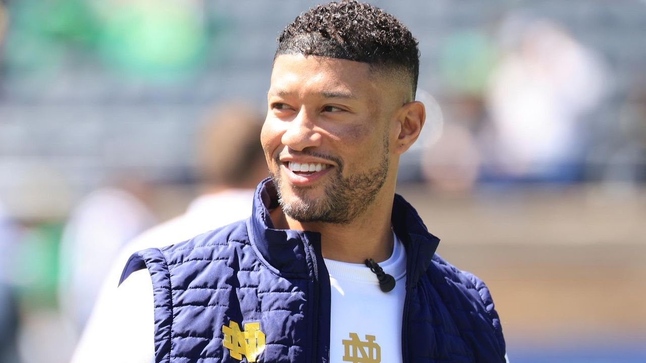 Giants should consider Notre Dame's Freeman for head-coaching vacancy