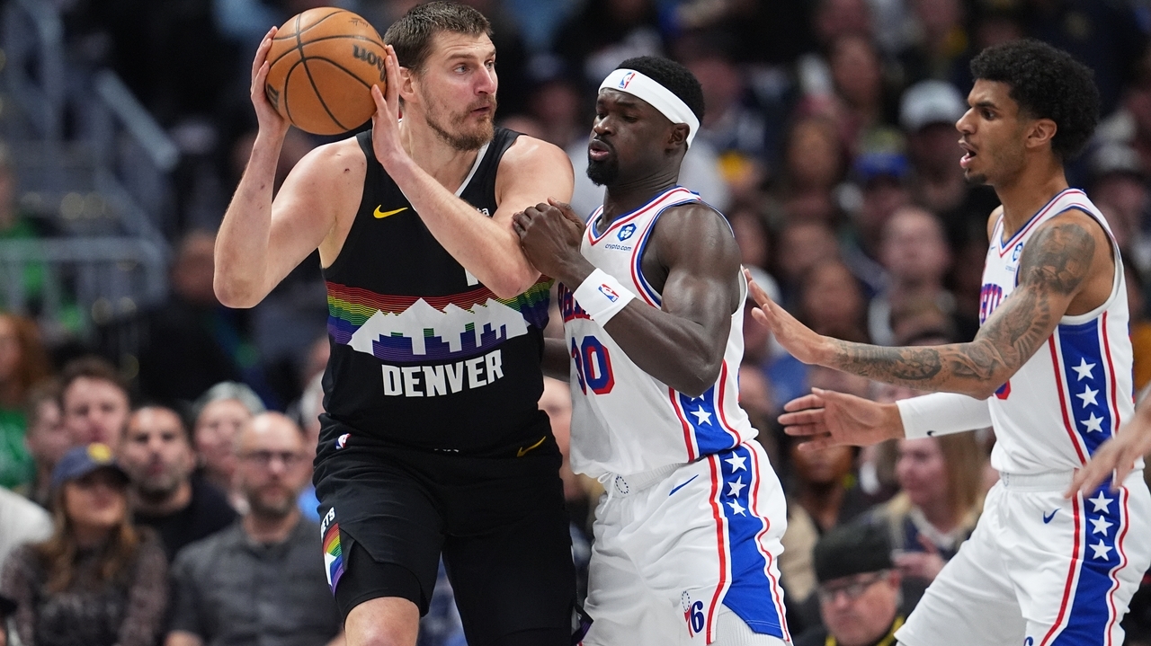 Christian Braun scores 22 as Nuggets rout short-handed 76ers 124-96 ...
