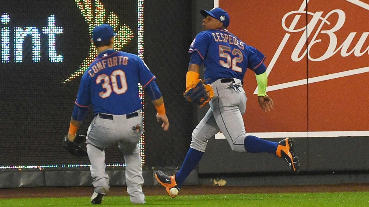 Mets' defense comes into question right off the bat in Game 1 against ...