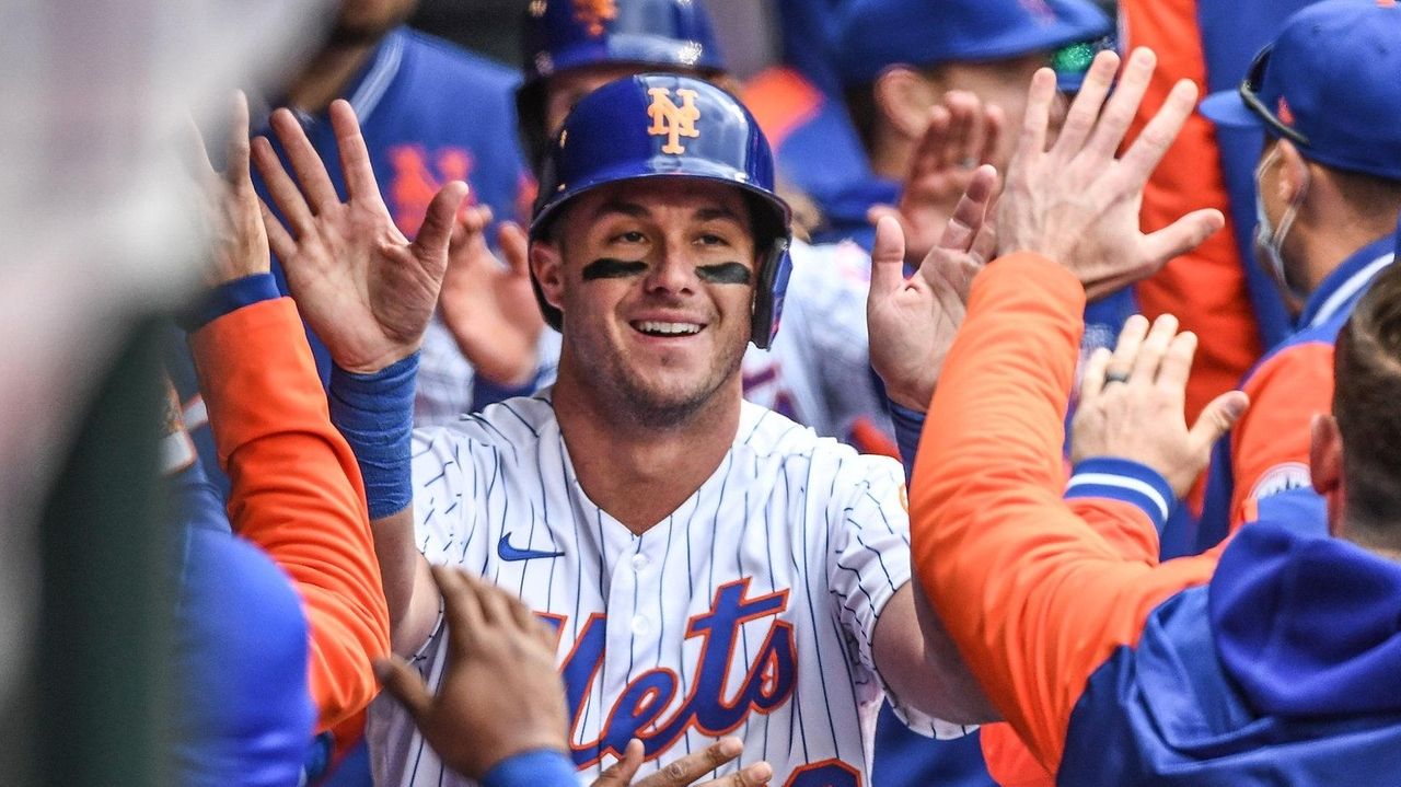 Mets' James McCann 'shooting for quicker' return from injury