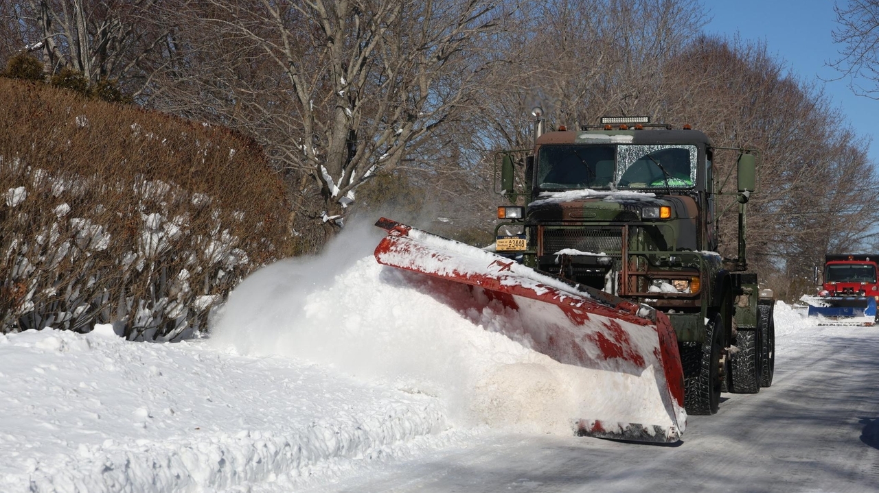 Long Island roads mostly cleared but snow mountains, black ice remain ...