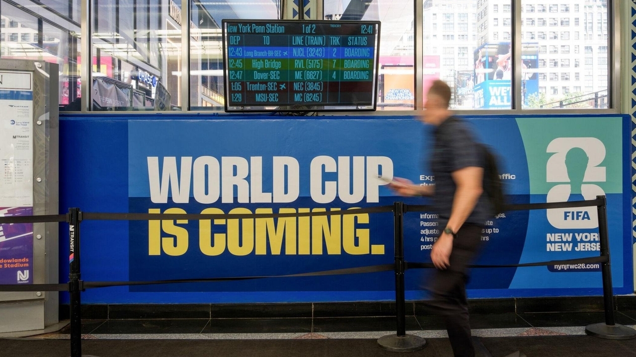 Knicks and World Cup fans converge at Penn Station on Saturday morning