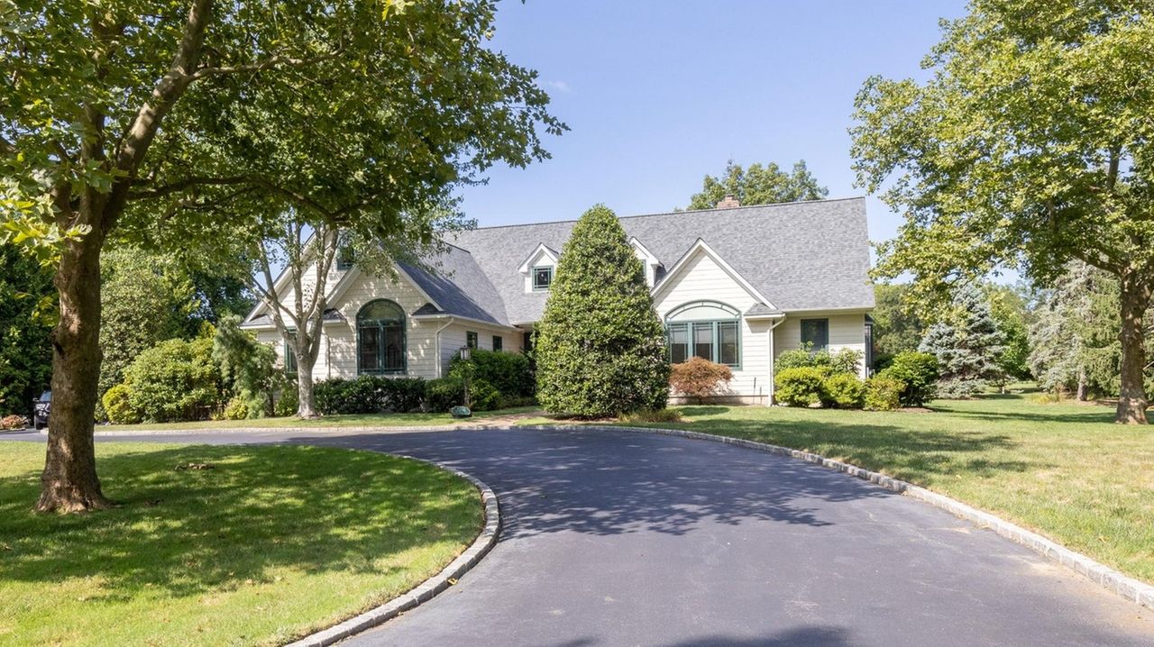 Cutchogue home for sale overlooks North Fork Country Club golf course