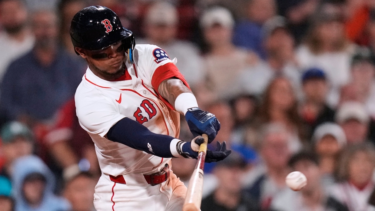 Red Sox score 3 runs in 7th to hold of Rays 4-3, earn season-high 7th ...