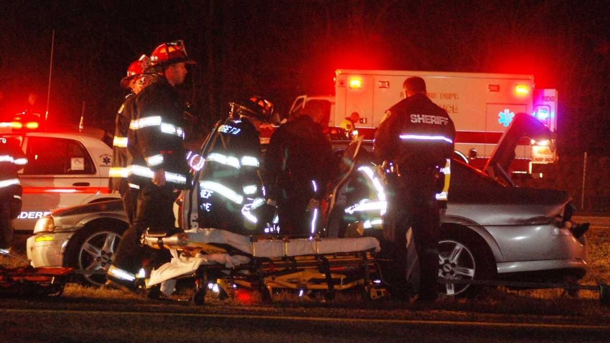 Officials Speeder sparks crash in Yaphank Newsday