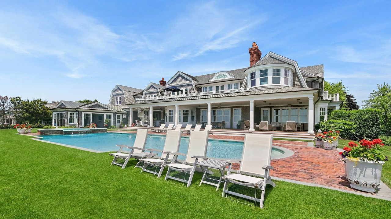 .5 million Remsenburg home in Moriches Bay, a “perfect beach house”