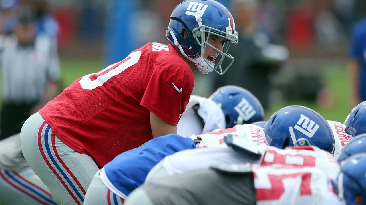 Eli Manning always makes a point to coach up his receivers Newsday