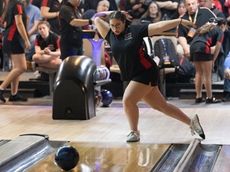 East Islip girls finish fifth in state Division I bowling championship