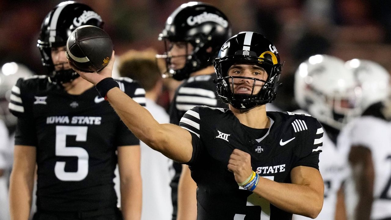 No. 17 Iowa State tries to keep focus on Kansas State, not the many Big 12 title game scenarios