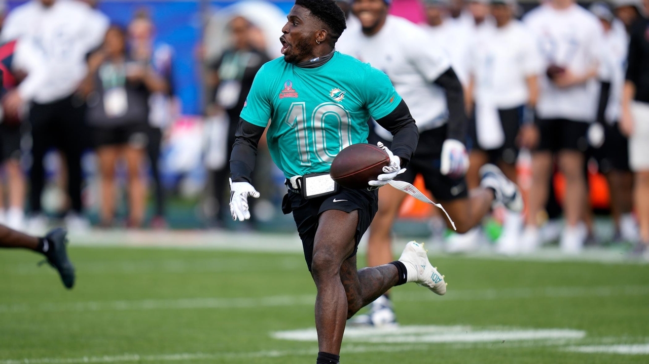 did tyreek hill break his leg Image 5