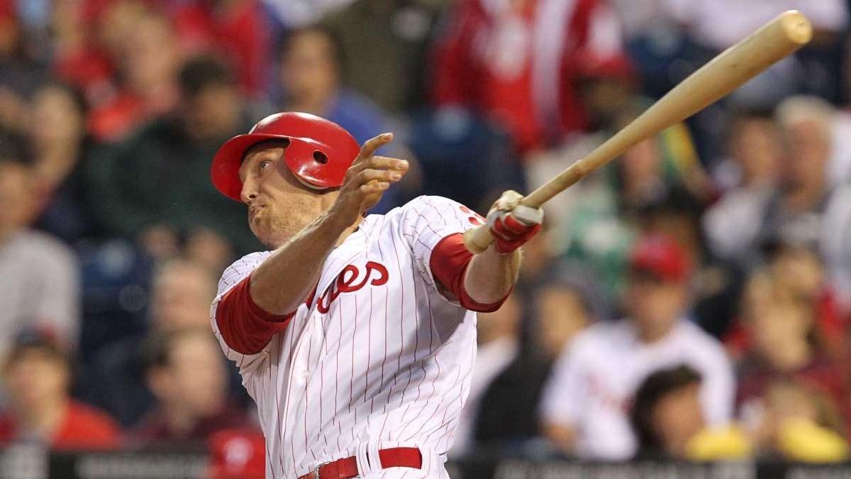 Phillies trade Shane Victorino to Dodgers, Hunter Pence to Giants 