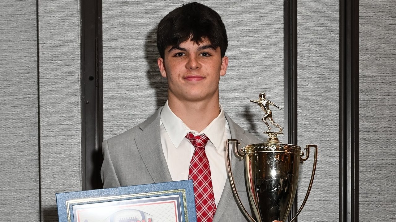 Hills West's Joseph Filardi wins Boomer Esiason Award - Newsday