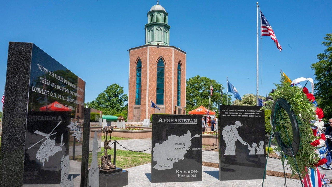Monument unveiled in Eisenhower Park pays homage to vets of Afghanistan, Iraq wars - Vimarsana News