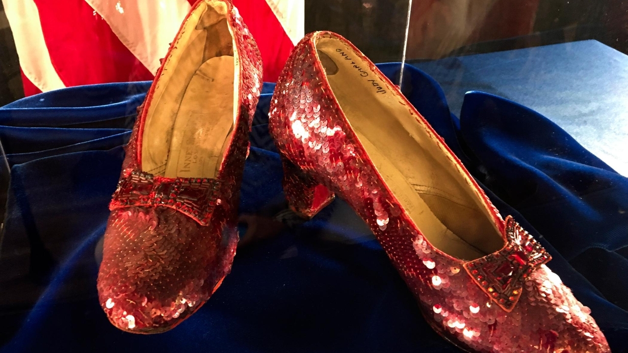 Dying thief who stole 'Wizard of Oz' ruby slippers from Minnesota museum will likely avoid prison - Vimarsana News