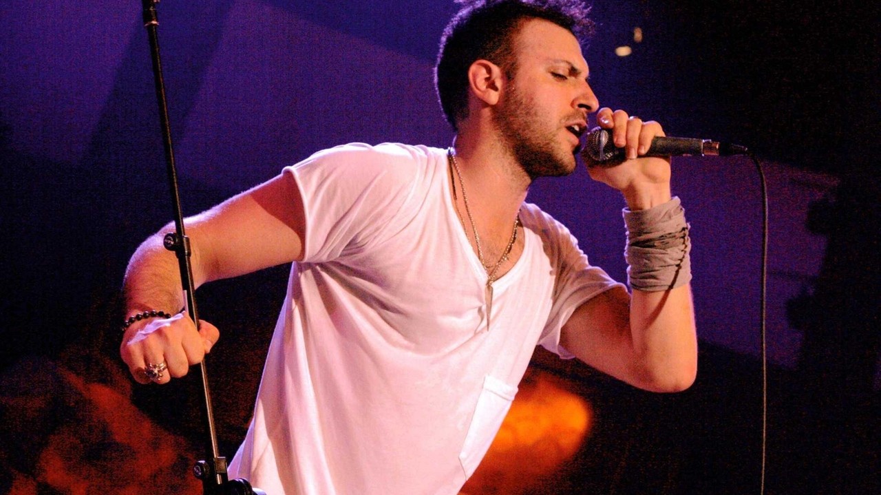 Ryan Star signs to Island Records - Newsday