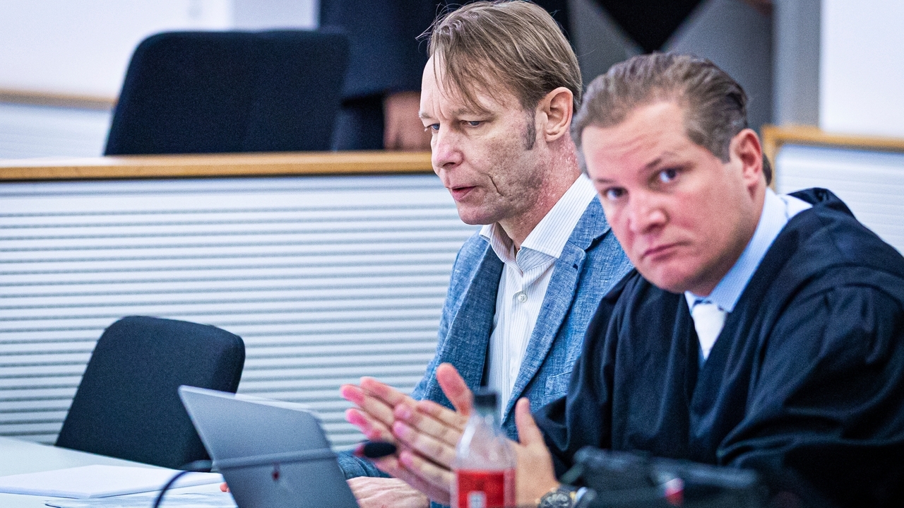 麦凯恩嫌疑人的律师在德国的审判中要求无罪释放不相关的性侵犯指控