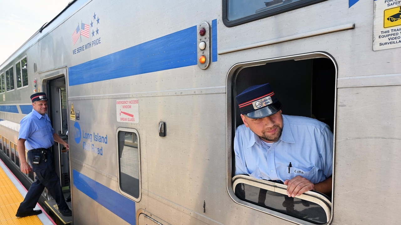 MTA eyes more LIRR improvements in Suffolk as new Yaphank station opens