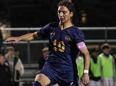 Teddy Hopkins makes seven saves to lead Northport boys soccer past Huntington