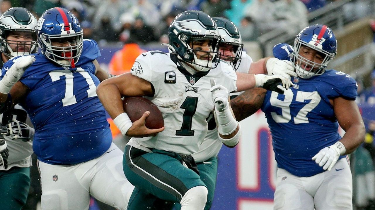 The Eagles rested while the Cowboys played to win, but will either approach  matter in the playoffs?