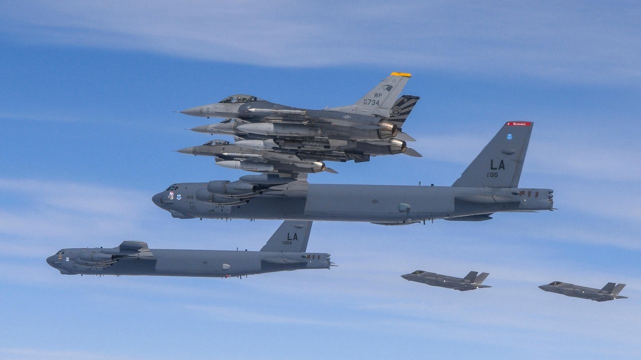 The US Flies Nuclear-capable Bombers In A Fresh Show Of Force Against ...