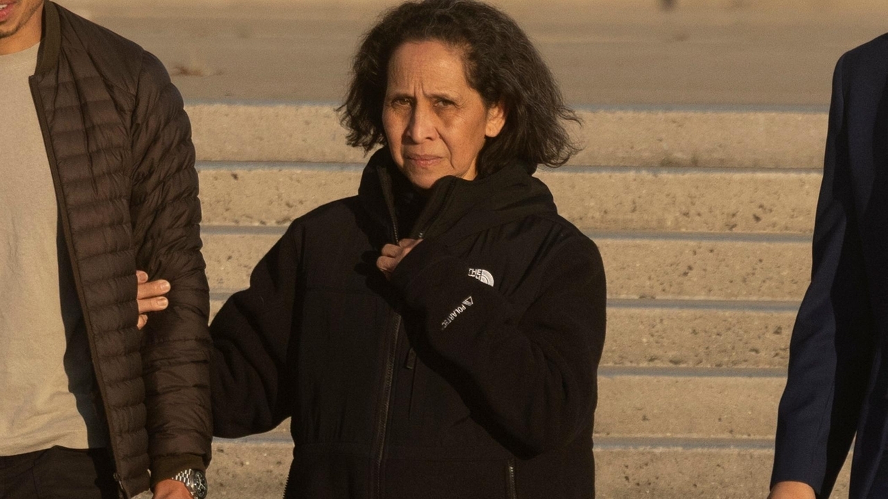 East End residents say they back Tamara Mayorga-Wong, arrested for trying ...