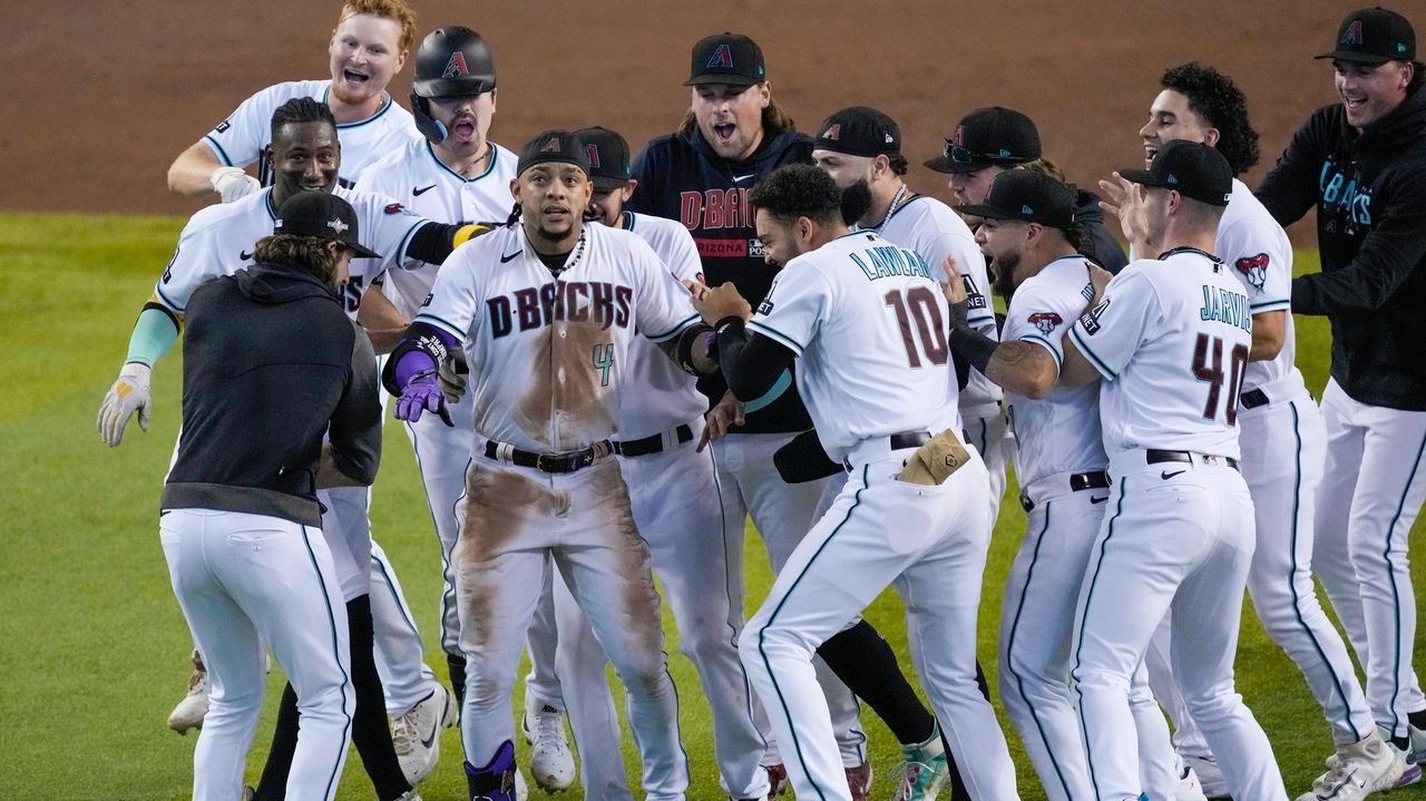 Ketel Marte's walkoff delivers D-backs over Phillies in Game 3, Fieldlevel