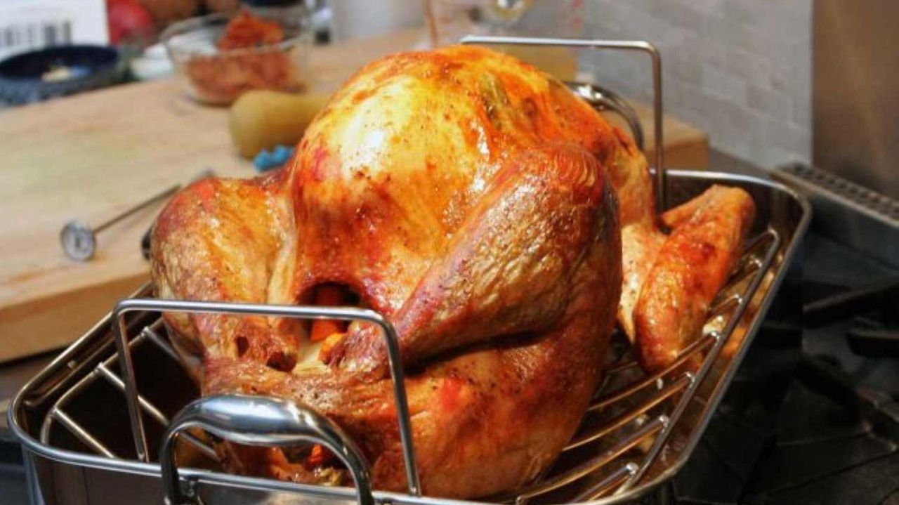 Queens ny restaurants open on thanksgiving