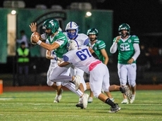 Nick Toto throws 3 TDs for Farmingdale in tough conditions to beat Long Beach