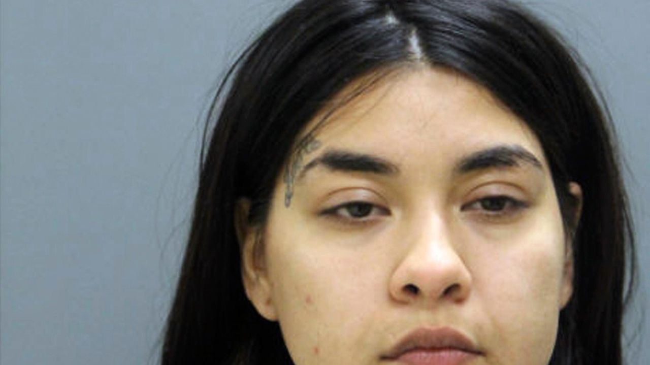 Chicago woman gets 30 years for helping mother kill pregnant teen who