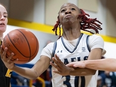 Thompson's 25 points power St. Mary's to second straight title